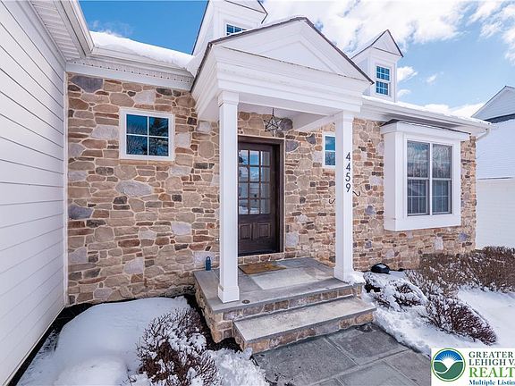 5th image of 4459 Old Saucon Rd