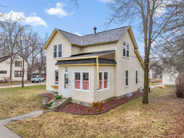 613 3rd St, Farmington, MN 55024