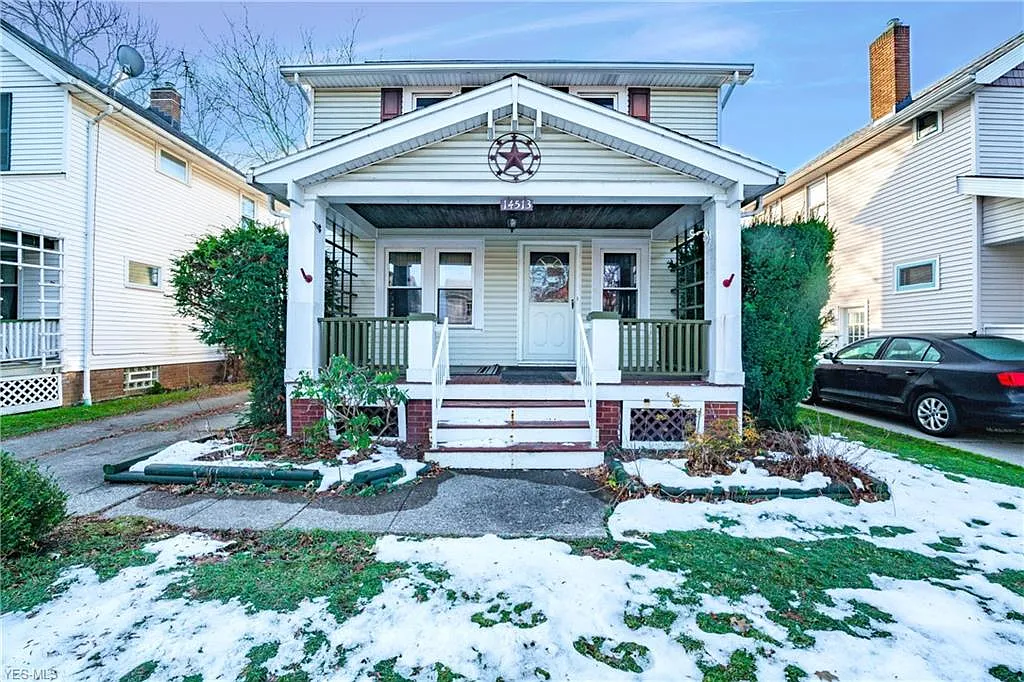 14513 Bayes Ave photo 1