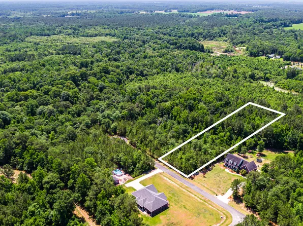 25 Dodge Lane, Wallace, NC 28466