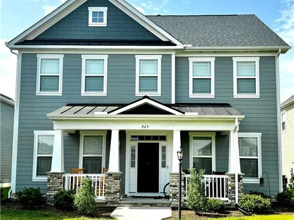 925 Skicoat St, Chesapeake, VA 23323
