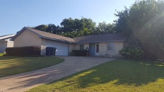 1st image of 5017 Shady Glen Dr