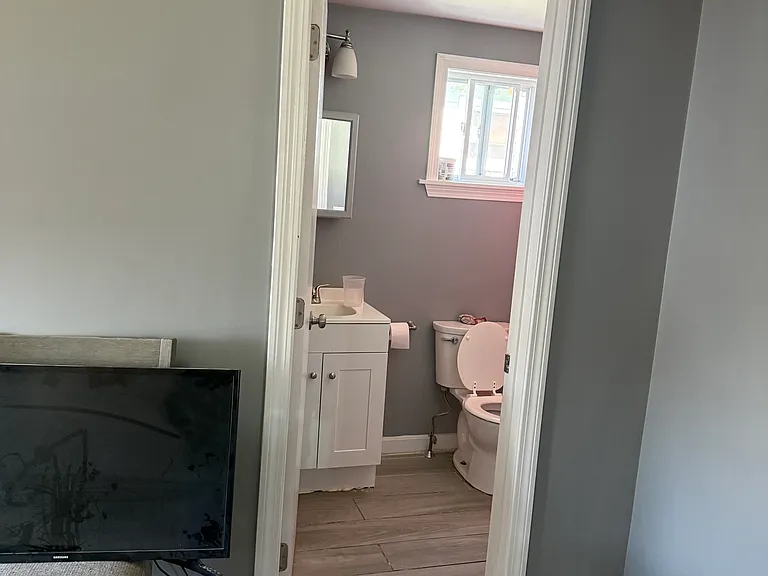 26 Arlington St #2 — Photo 8