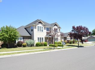 567 Grey Hawk Way, Central Pt, OR
