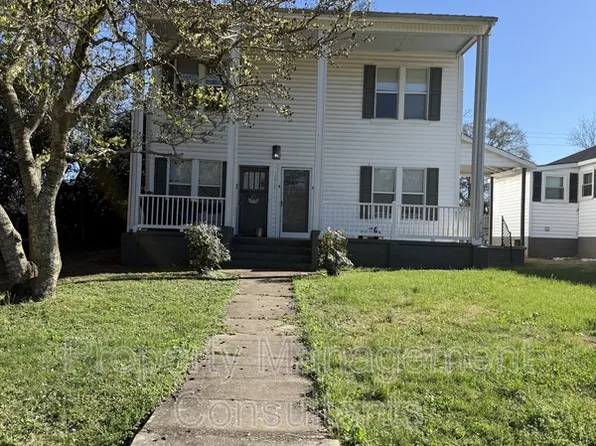 1014 E 1st St #C, Tuscumbia, AL 35674