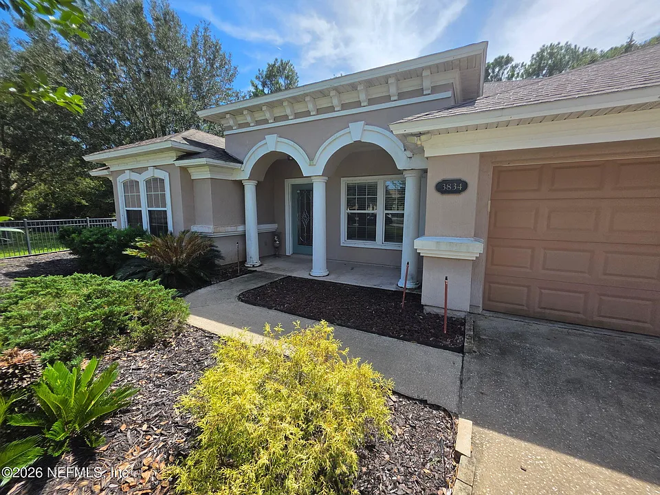 3834 Marsh Bluff Dr