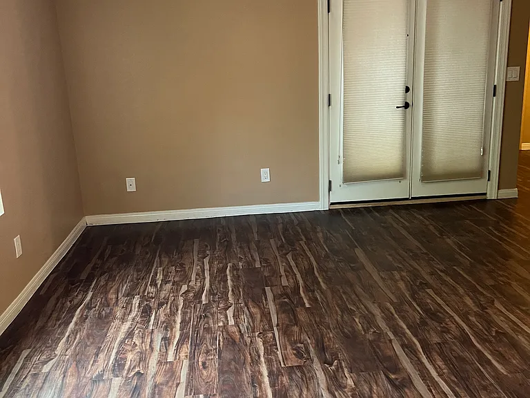 2663 E Evergreen St — Photo 9