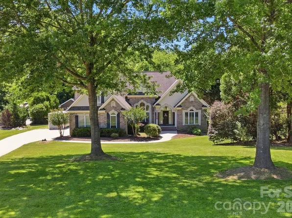 2066 Applebrook Dr, Monroe, NC 28110