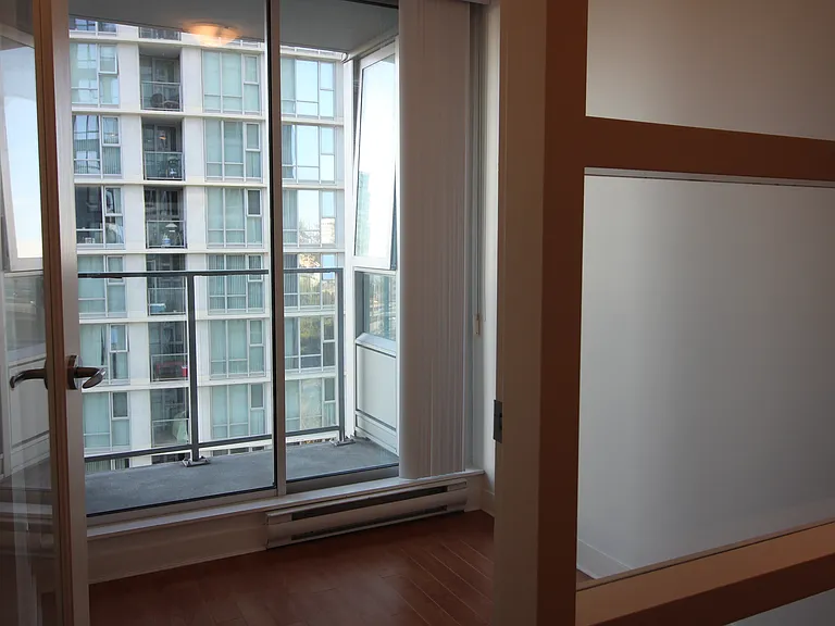 1495 Richards St #901 — Photo 9