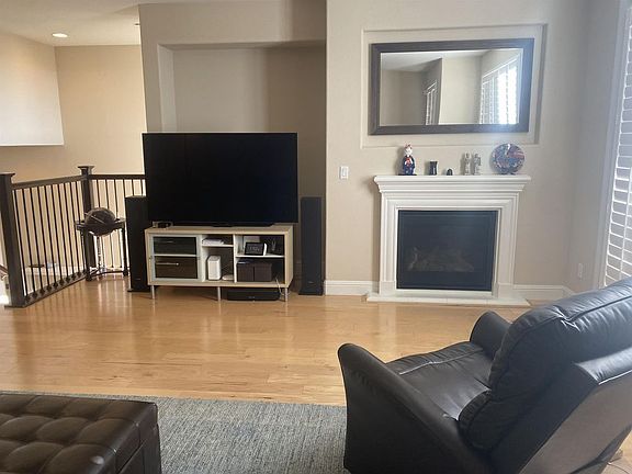 4th image of 6492 Bayview Dr #1