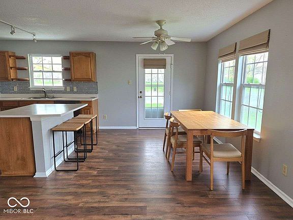 4th image of 10126 Weeping Cherry Dr