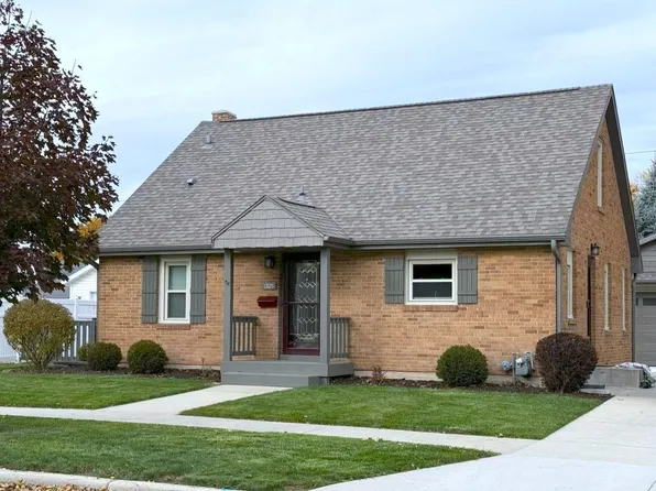 1325 Josephine St, Janesville, WI 53545