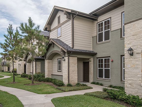 5th image of 14700 Woodson Park Dr APT 226