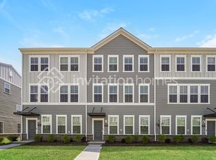 5045 Ragsdale Dr, Charlotte, NC 28269