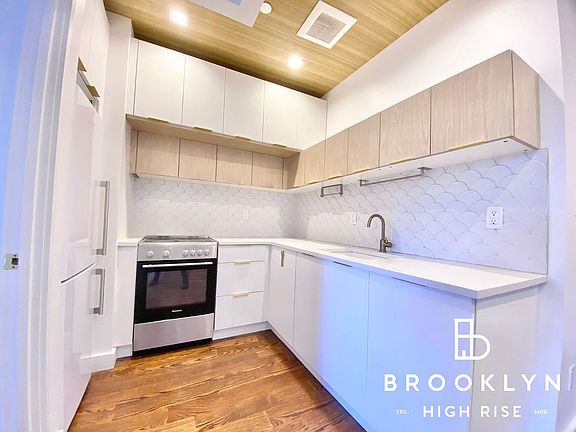 4th image of 140 Martense St #3D