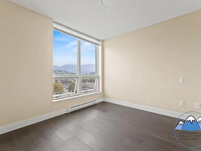 3007 Glen Dr — Photo 10