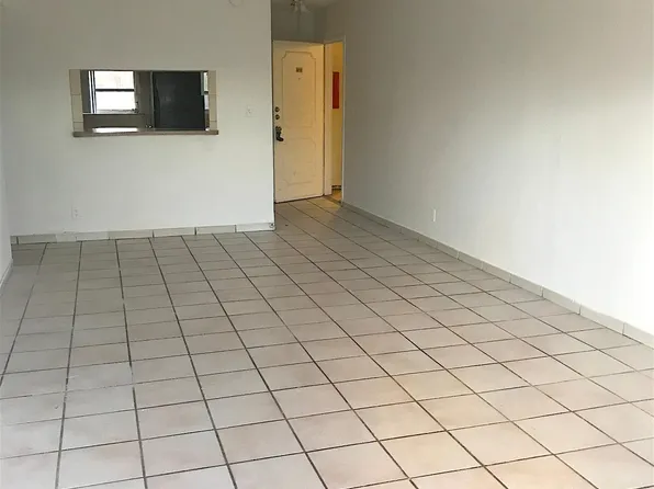 13480 NE 6th Ave APT 312, North Miami, FL 33161