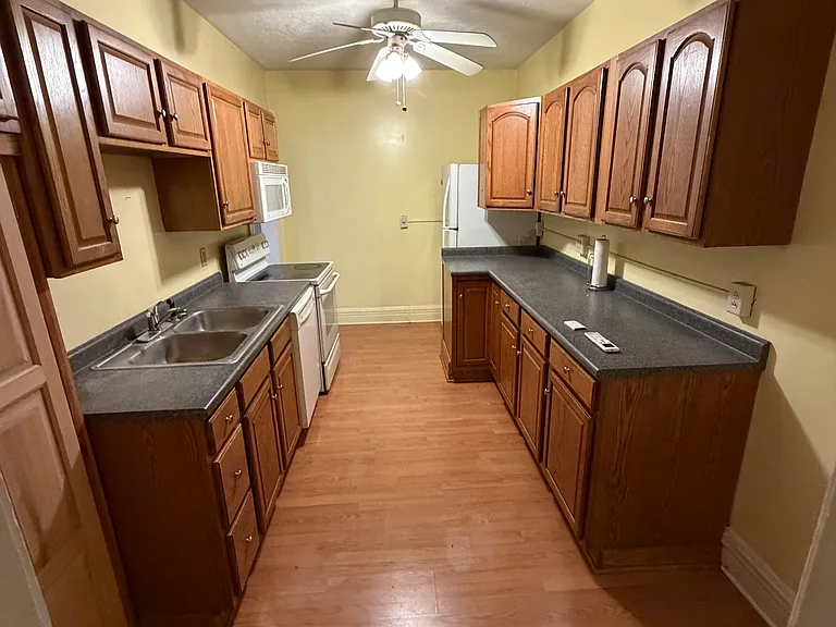 702 Church St #1 — Photo 2