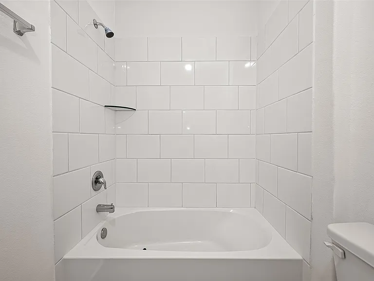 16737 Oak Bough Dr — Photo 40