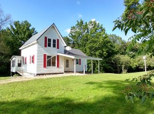 S345 Woodland Valley Rd, Fall Creek, WI 54742