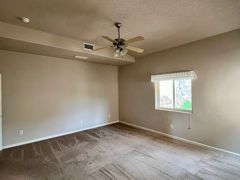 2217 Mayapan Rd SE — Photo 8