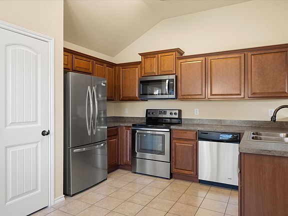 4th image of 1728 Sully Ct