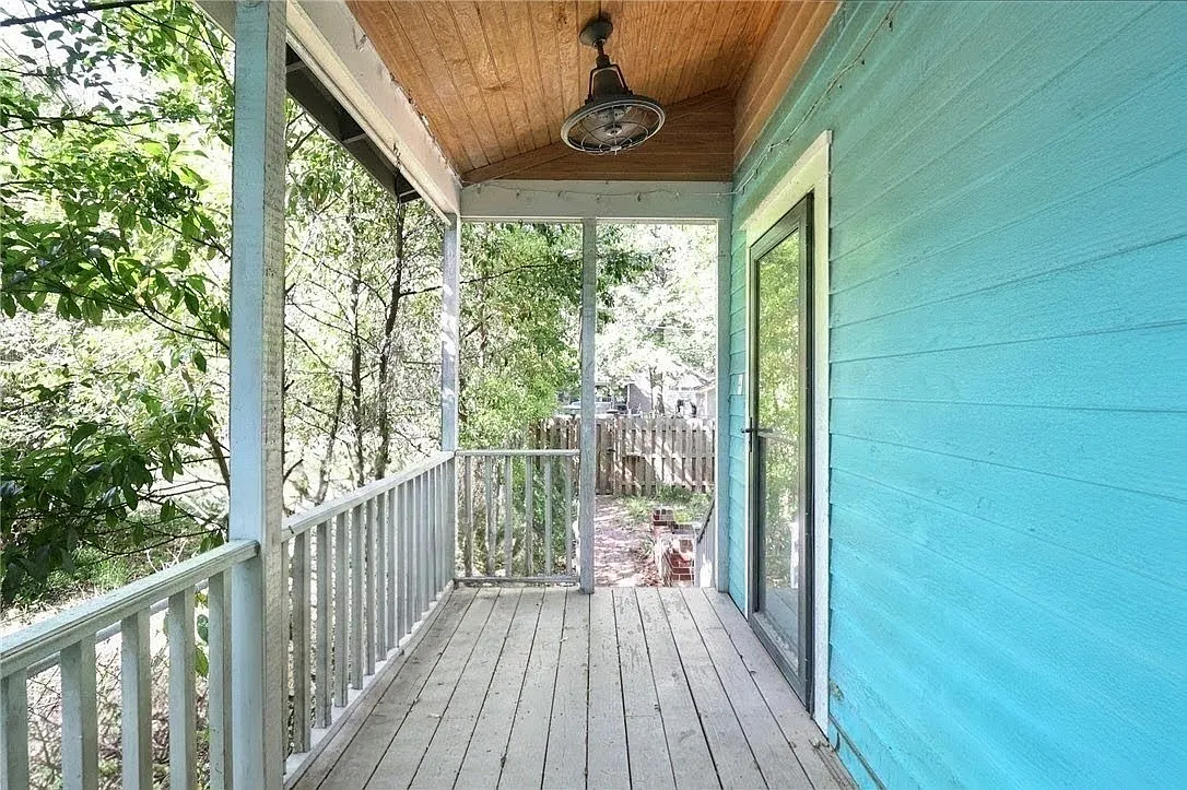 2 bed, 1424 sqft, $2,200 — Photo 4