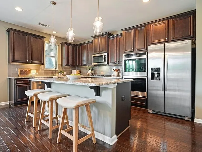 7910 Bristol Valley Dr — Photo 17
