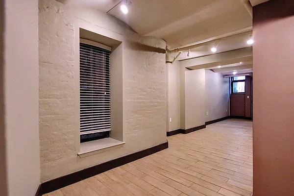 Rented by Compass | media 3