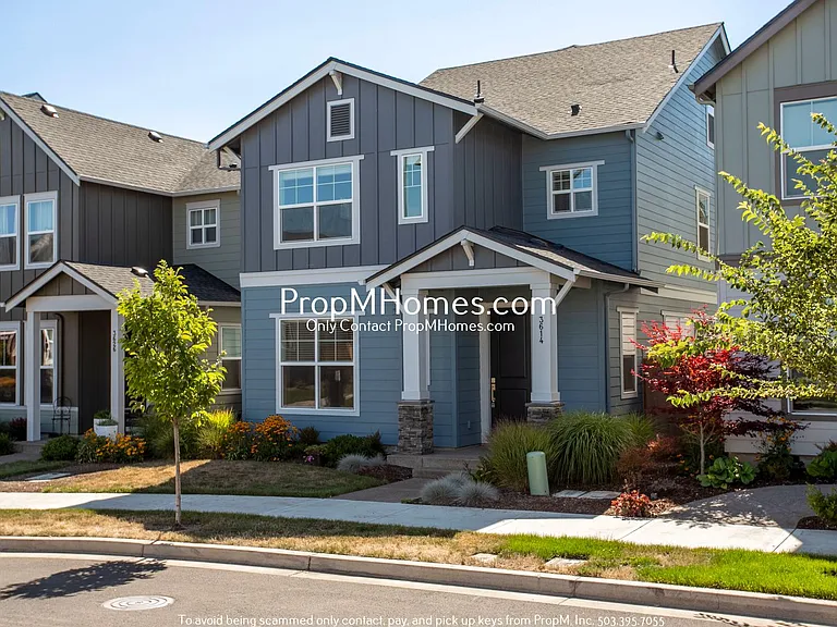 3614 SE Nebula Ln — Photo 1