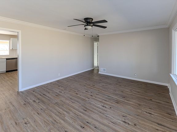 2nd image of 953 E Cragmont Dr