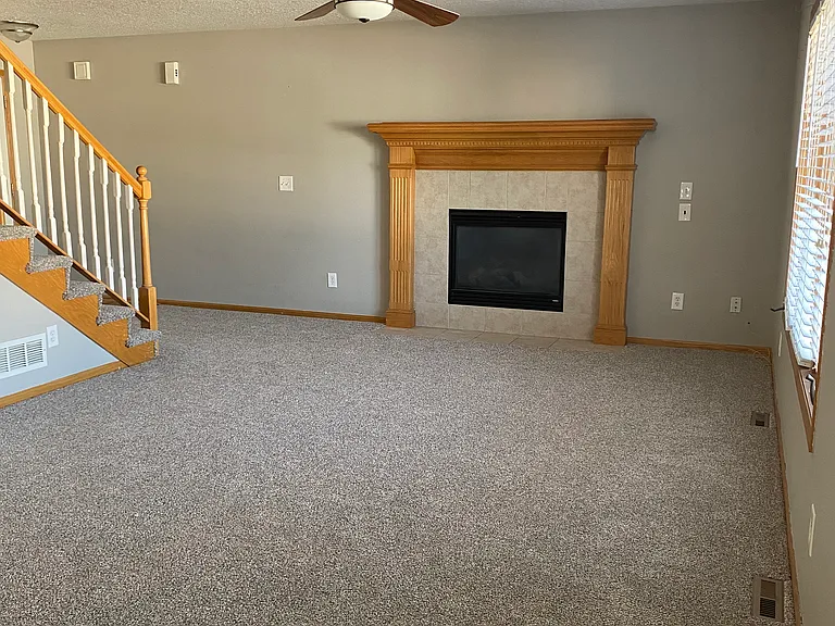 4208 SW Elm Ct — Photo 3