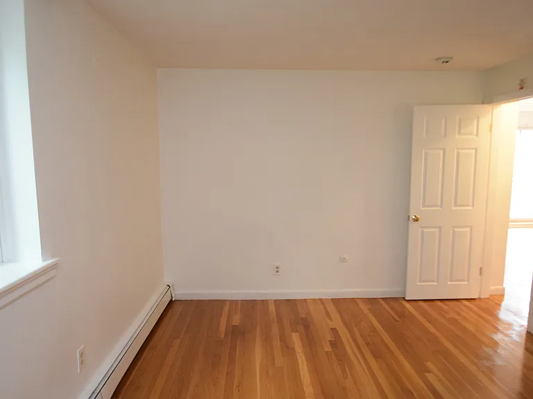 135 Inman St #12 — Photo 17