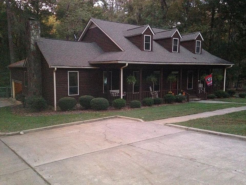 1st image of 750 Laurel Dr