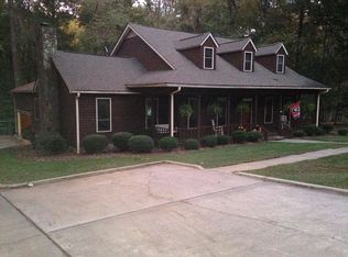 750 Laurel Dr, Sandersville, GA 31082