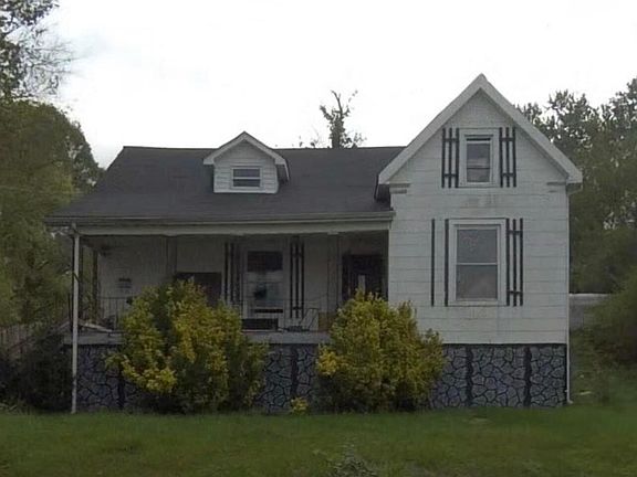 2nd image of 711 Portsmouth Ave