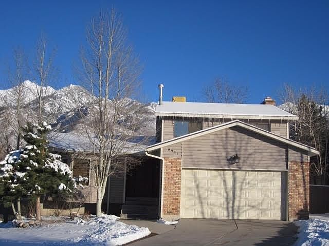 1st image of 8931 S Quail Hollow Dr
