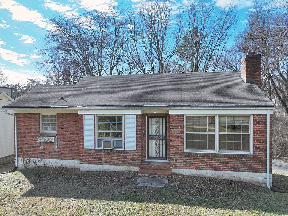 1st image of 2931 Sharon Hill Cir