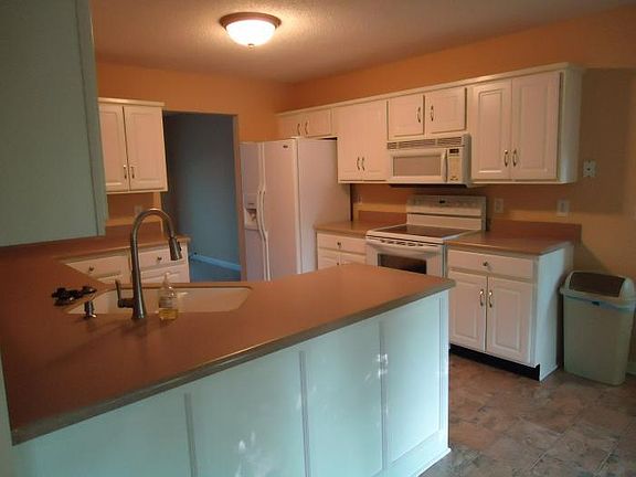 4th image of 3176 Turtle Creek Ct