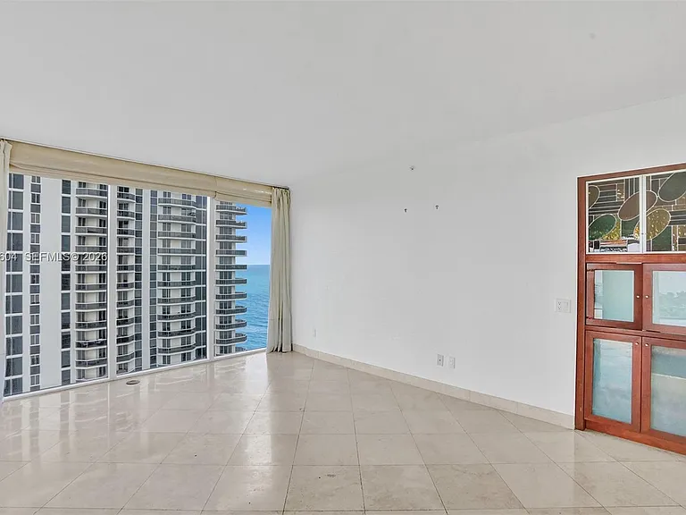 4775 Collins Ave #3007 — Photo 19