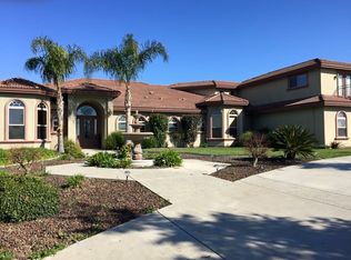 28821 Via Casalina Pkwy, Escalon, CA 95320