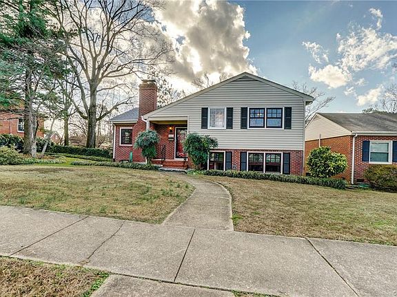 3rd image of 4901 Monumental St