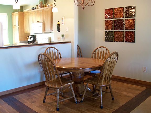 4th image of 2366 W Beall St APT 3
