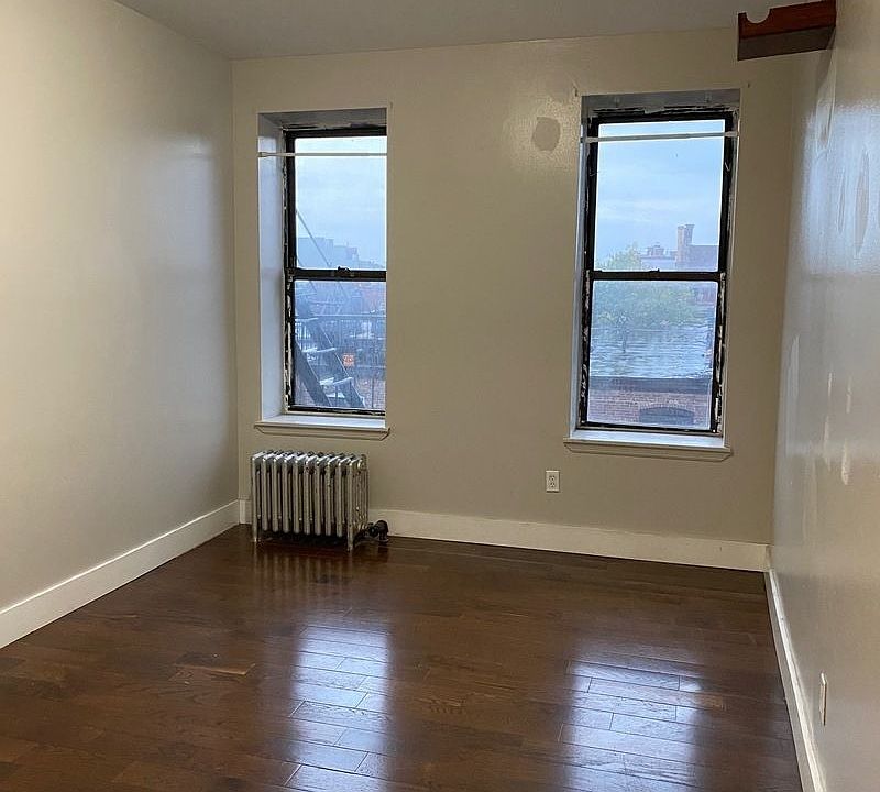 2nd image of 1234 Pacific St APT E6