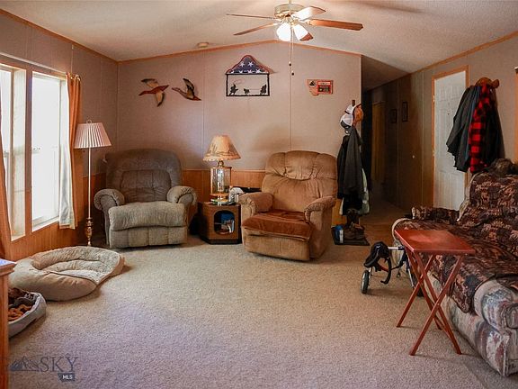 4th image of 323 N River Rock Dr