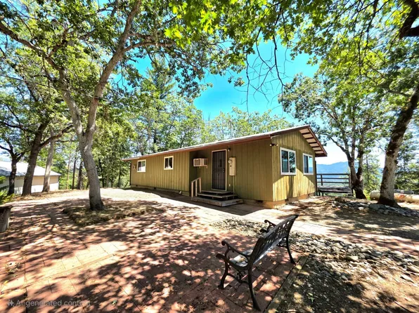 2129 Brady Rd, Hayfork, CA 96041