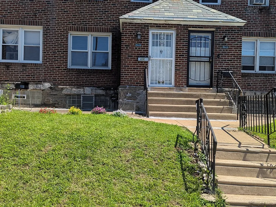 7015 Large St