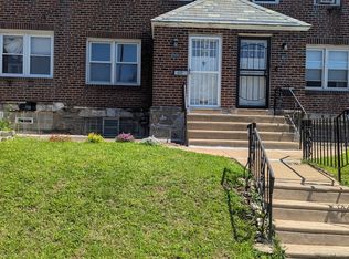 7015 Large St, Philadelphia, PA 19149