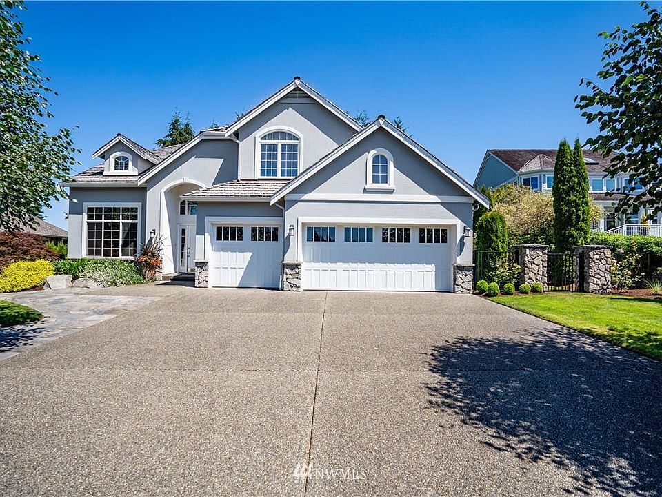 1st image of 6104 Troon Ln SE