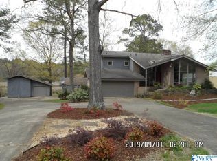 241 Monterey Cir, Gadsden, AL 35901
